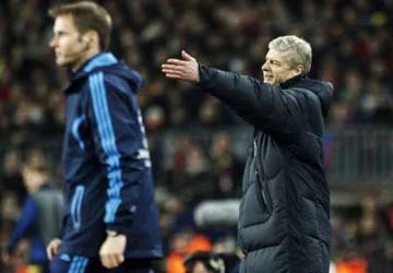 Wenger: “Tôi không làm gì sai còn UEFA mới cần xin lỗi” ảnh 1