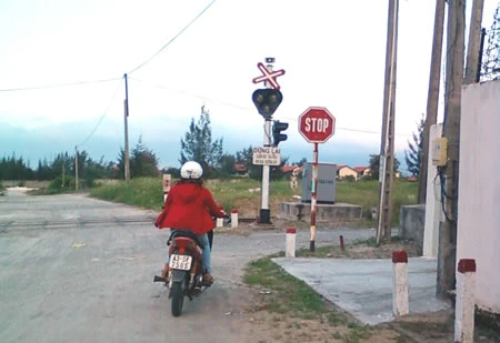 Mại dâm “bình dân”: Đi massage phải... chạy ảnh 2