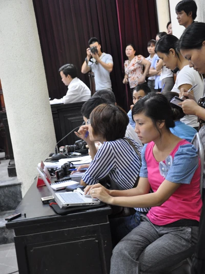 Tường thuật trực tiếp phiên xử Nguyễn Đức Nghĩa, kẻ giết và chặt đầu người yêu - Phần 2 ảnh 3