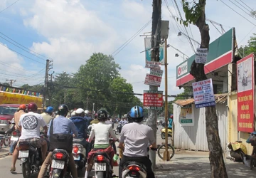 Mệt với rao vặt trái phép ảnh 1