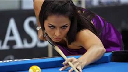 Kiều nữ của làng billiards ảnh 1