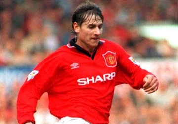 Cựu danh thủ MU Andrei Kanchelskis đến Việt Nam ảnh 1