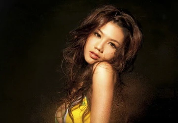 Châu Tú Na đẹp bốc lửa với bikini ảnh 4