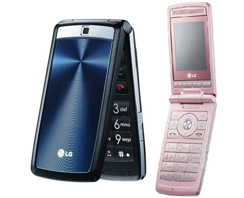 KF300 với bộ từ điển rượu vang đi kèm. Ảnh: Cnet. KF300 với bộ từ điển rượu vang đi kèm. Ảnh: Cnet.