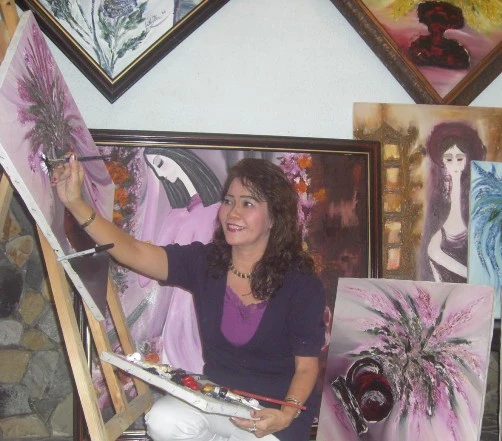 Nhà thơ Lê Thị Kim: Vẽ tranh - hạnh phúc như sờ thấy được ảnh 1