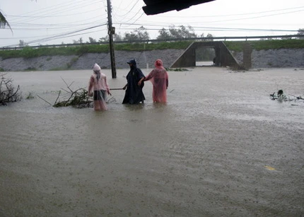 Yêu cầu công ty thủy điện hỗ trợ thiệt hại do xả lũ ảnh 1