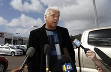 Lại thêm nạn nhân "tố" suýt bỏ mạng vì lỗi xe Toyota ảnh 1