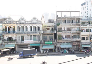 TPHCM: Thoi thóp... phố cổ ảnh 1