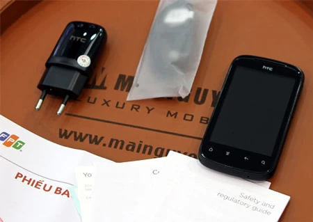 Đập hộp HTC Explorer chính hãng giá dưới 6 triệu ảnh 2