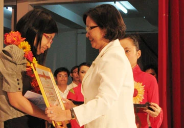 Trao giải thưởng Sinh viên nghiên cứu khoa học Euréka ảnh 1