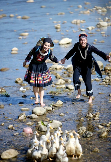 Hoa hậu Thùy Lâm cưới tiến sĩ Kinh tế ảnh 4