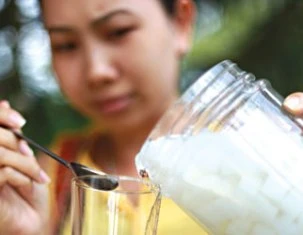 Thạch dừa làm từ... phân bón: độc hại cỡ nào? ảnh 1