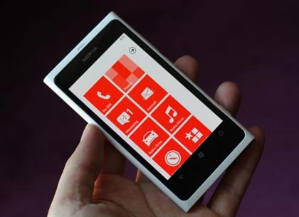 Bốn điện thoại Nokia Lumia sắp bán ở VN ảnh 10