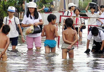 Lụt Bangkok: Lời cảnh báo cho TP.HCM - Bài 1: Giống nhau như Bangkok "em" ảnh 1