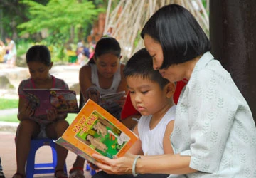 Nhìn một người bạo lực, biết tuổi thơ của họ ảnh 1