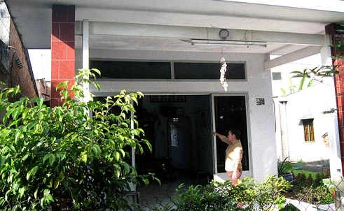 Mất nhà vì nợ mười triệu đồng ảnh 1