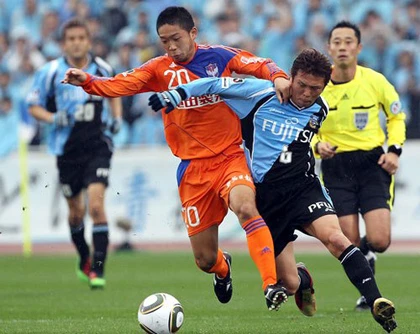 J-League sắp công nhận cầu thủ Việt là nội binh ảnh 1