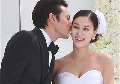 Hình ảnh đầu tiên về đám cưới Jang Dong Gun - Go So Young ảnh 1