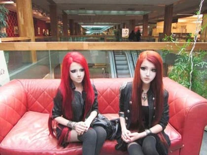 Phát sốt với gương mặt "hoạt hình" của cô gái Ukraine ảnh 9