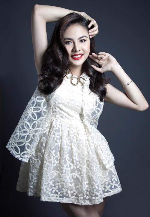 Vân Trang rực rỡ với màu môi đỏ ảnh 9