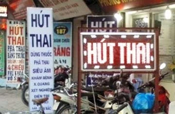 Làm thế nào để trẻ không "ngộ nhận tình yêu"? ảnh 1