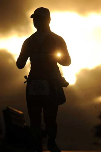 Chọn ngày mà bạn cảm thấy ánh sáng lúc chạng vạng là đẹp nhất. Ảnh: ePhotozine.