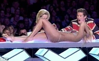 Thí sinh của Britain’s Got Talent gây choáng vì bắt chước Britney ảnh 2
