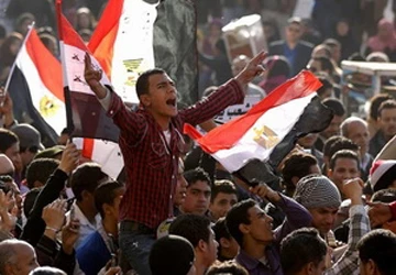 Ai Cập: Biểu tình đòi quân đội chuyển giao quyền lực ảnh 1