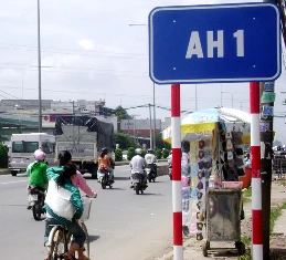 Biển giao thông đối ngoại CSGT cũng bó tay! ảnh 1