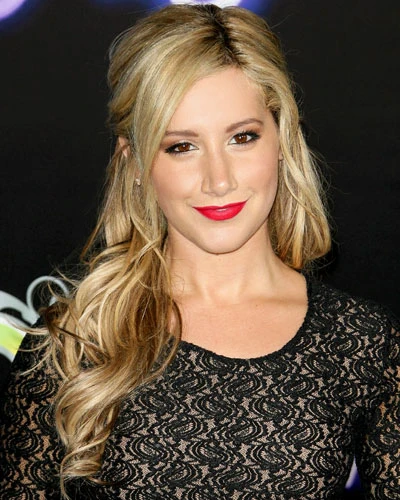 Những kiểu tóc ấn tượng cho năm mới ảnh 8