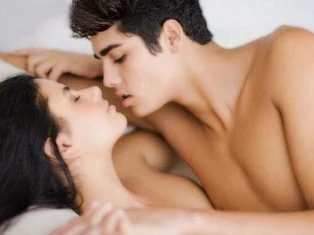 "Đêm tân hôn người ta làm gì?" ảnh 1