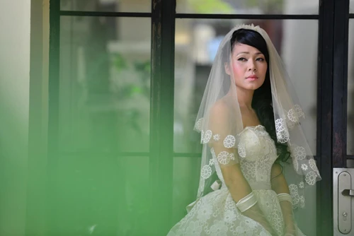 Đinh Y Nhung kể chuyện đóng "cảnh nóng" trước mặt chồng ảnh 3