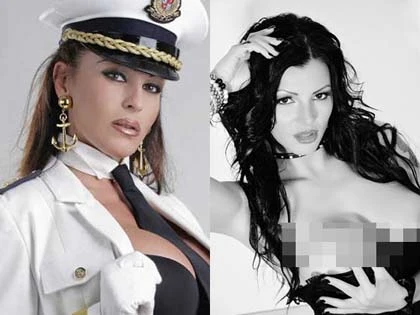 Nữ diễn viên khiêu dâm đua nhau tranh cử ảnh 2