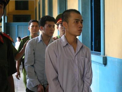 Làm giả giấy khai sinh để thoát án tử hình ảnh 1