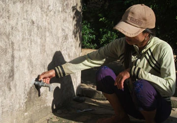 Thủy điện xả bùn, dân khát nước ảnh 2 Thủy điện xả bùn, dân khát nước ảnh 2