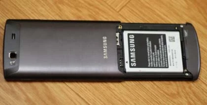Cận cảnh điện thoại Samsung Bada cao cấp nhất ở VN ảnh 7