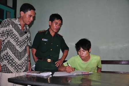 Chùm ảnh: Lê Văn Luyện thú nhận thảm sát, cướp tiệm vàng ảnh 3