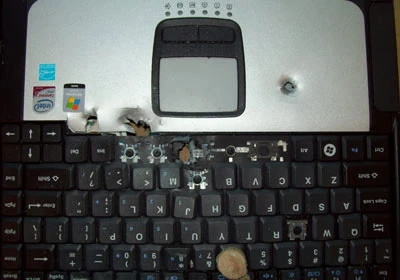 Panasonic CF-30: Laptop “chống” lại Hổ ảnh 8 Panasonic CF-30: Laptop “chống” lại Hổ ảnh 8