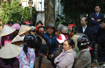 Xử phúc thẩm vụ “hiệu trưởng mua dâm học sinh” ảnh 1