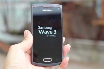 Cận cảnh điện thoại Samsung Bada cao cấp nhất ở VN ảnh 9