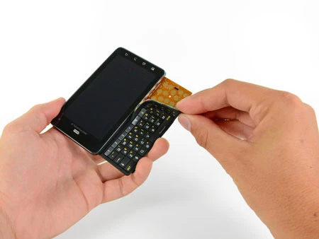 “Mổ xẻ” điện thoại Motorola Droid 3 ảnh 16