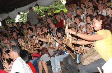 Nam Dương ký sự ảnh 2