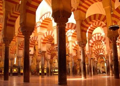 10 công trình kiến trúc tráng lệ nhất thế giới ảnh 1