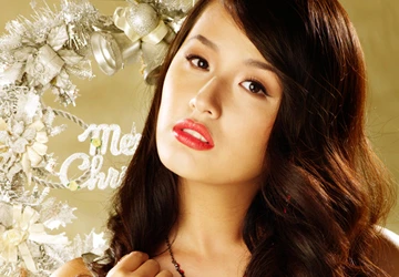 Mai Phương Thúy gợi cảm đón Noel ảnh 3