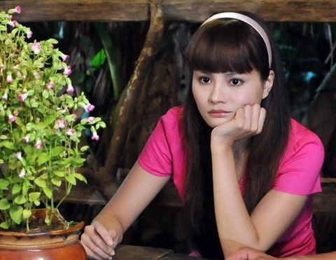 Vũ Thu Phương hôn nồng cháy Bình Minh ảnh 3