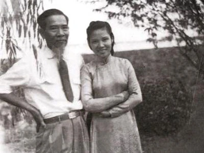 Nhà văn Nguyệt Tú: “Ngọn lửa” ký ức ấm mãi ảnh 2