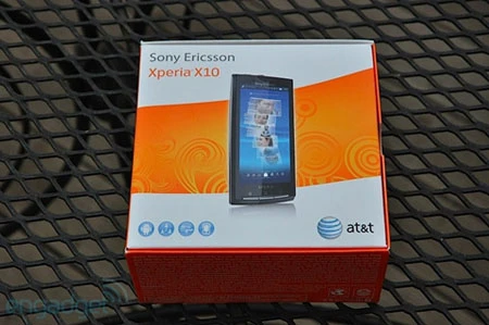 "Đập hộp" Xperia X10 phiên bản Mỹ ảnh 1