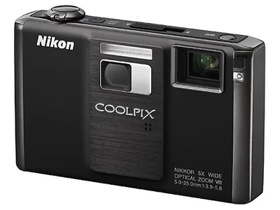 Nikon Coolpix S1000pj hỗ trợ máy chiếu.