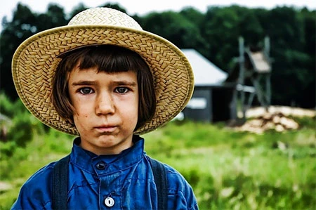 Chú ý đến sự biểu cảm của nét mặt.