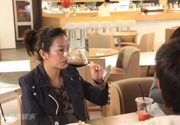 Triệu Vy im lặng trước tin đồn bầu bí ảnh 3